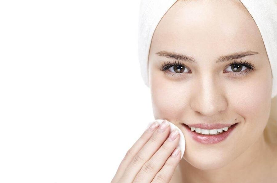 為何選擇美容院加盟比自己做好？