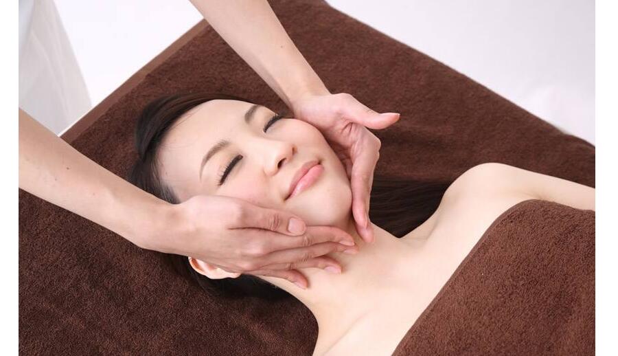 怎樣變成最會賺錢的加盟美容院老板？