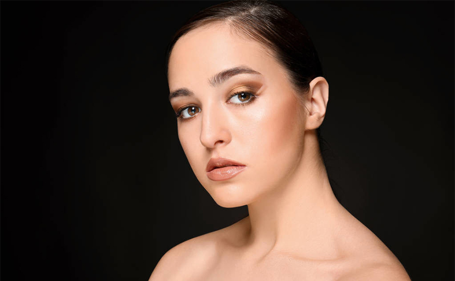 小美容店一年的純利潤