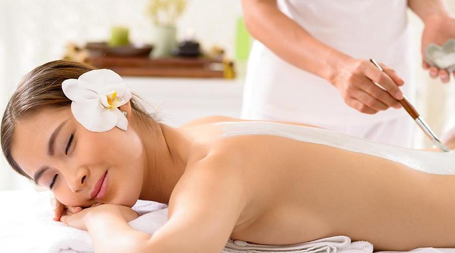 三點設(shè)計理念使小型美容院的裝修也具有高端大氣