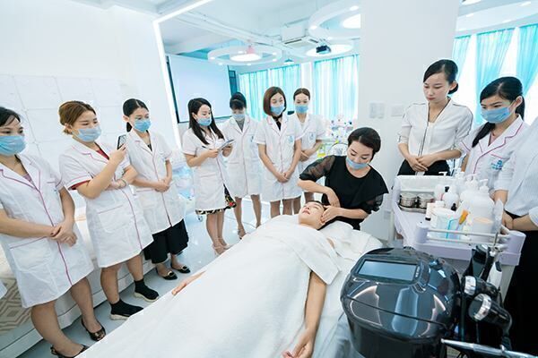 美容院加盟商如何選擇產品？