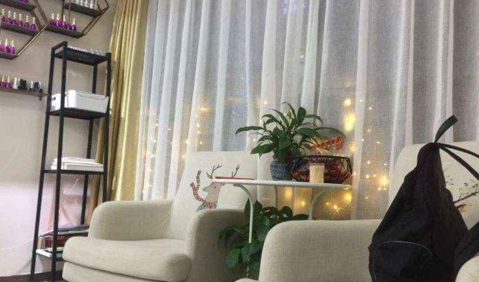 美容加盟十大品牌有哪些？如何找到一家值得信賴的美容院品牌進行加盟投資？