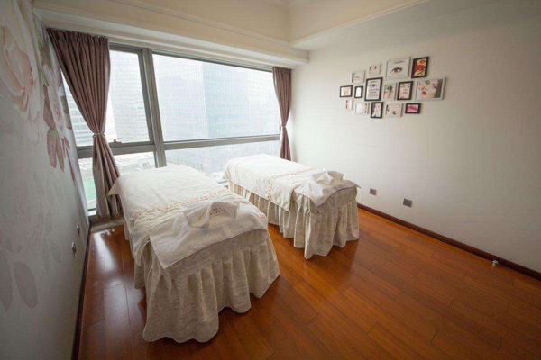 開一家皮膚管理加盟店需要什么資質?需要辦理哪些手續?